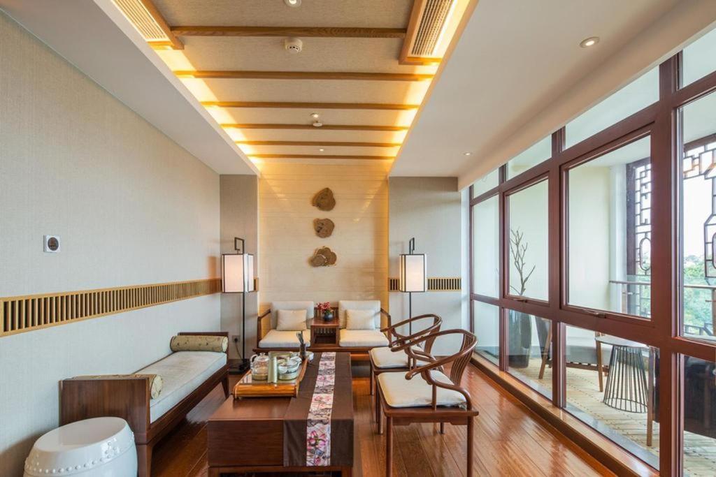 Dali Hotel エクステリア 写真